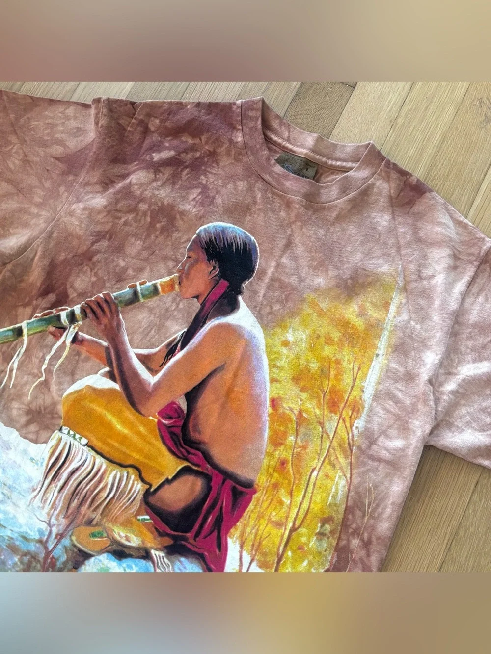 Vintage 1997 The Mountain Native American Flute Player T Shirt L Leather Tag